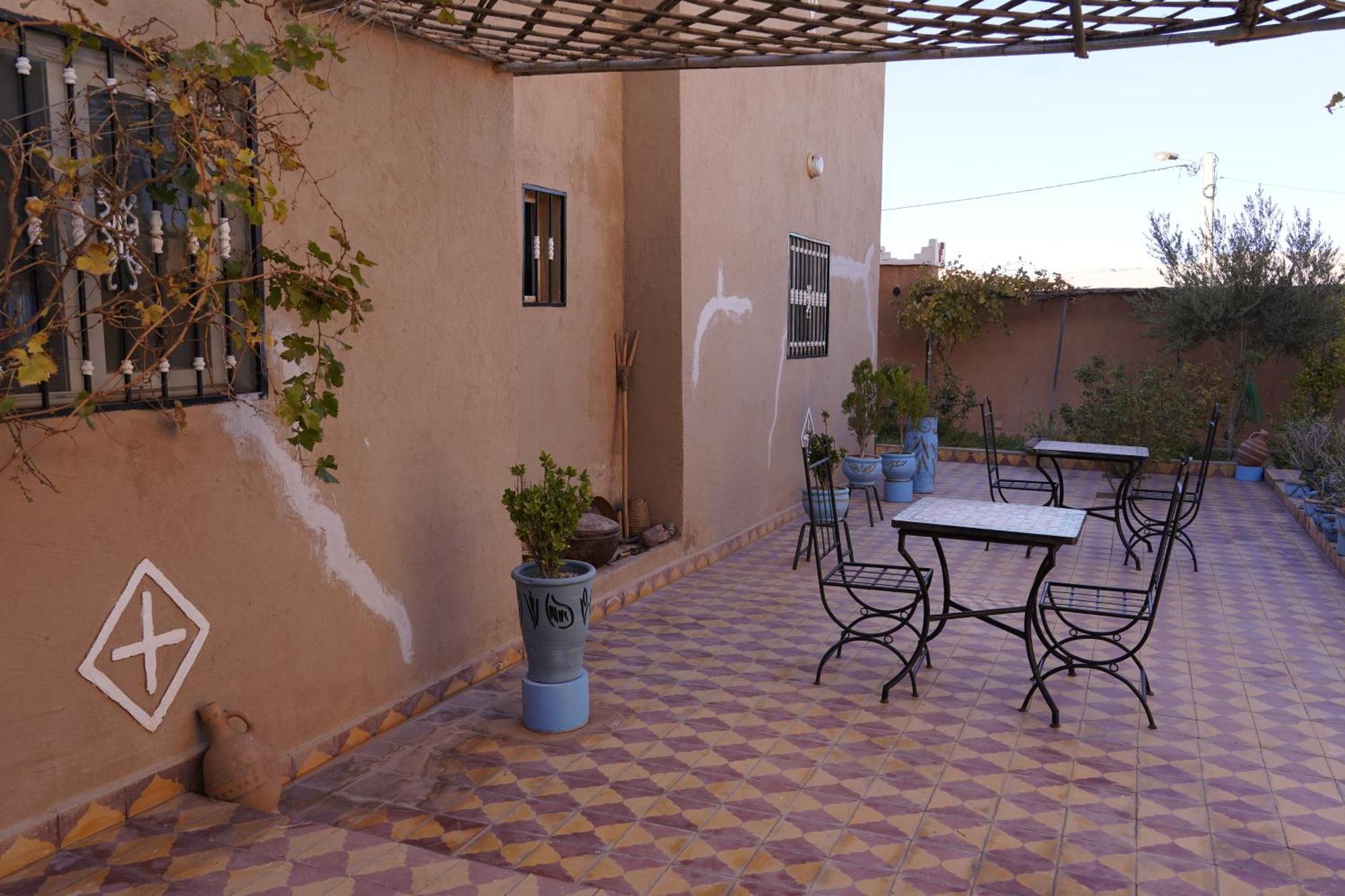 Hotel Chez Manar à Ait Benhaddou Extérieur photo