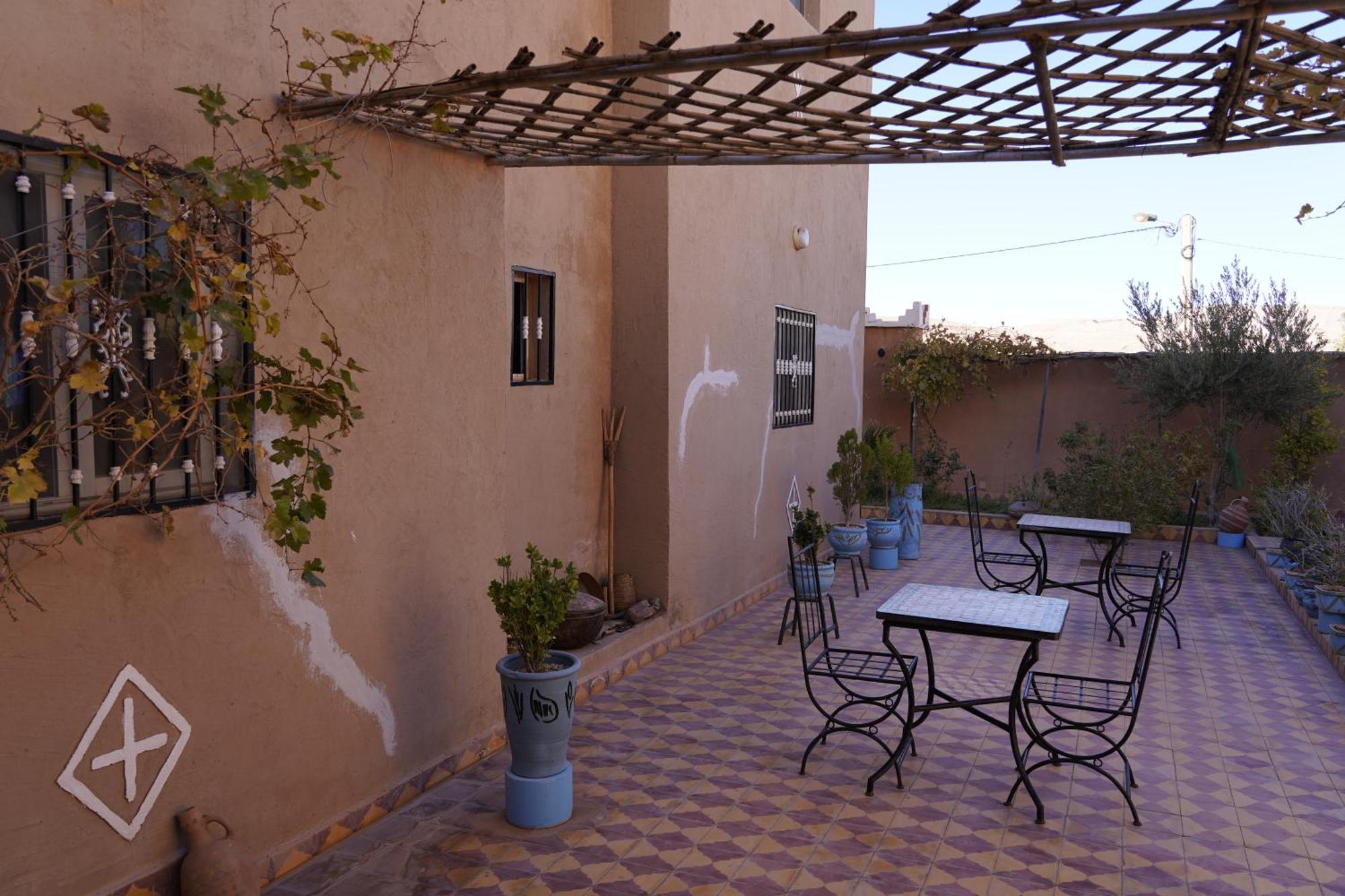 Hotel Chez Manar à Ait Benhaddou Extérieur photo