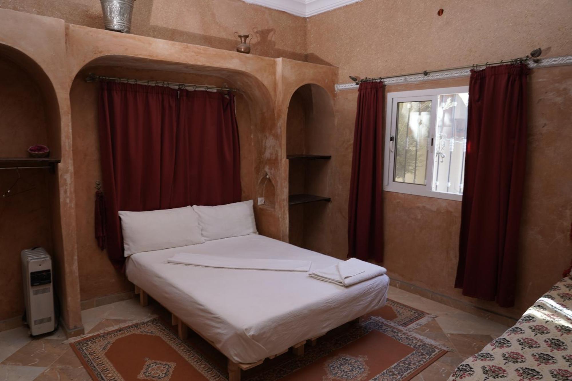 Hotel Chez Manar à Ait Benhaddou Extérieur photo